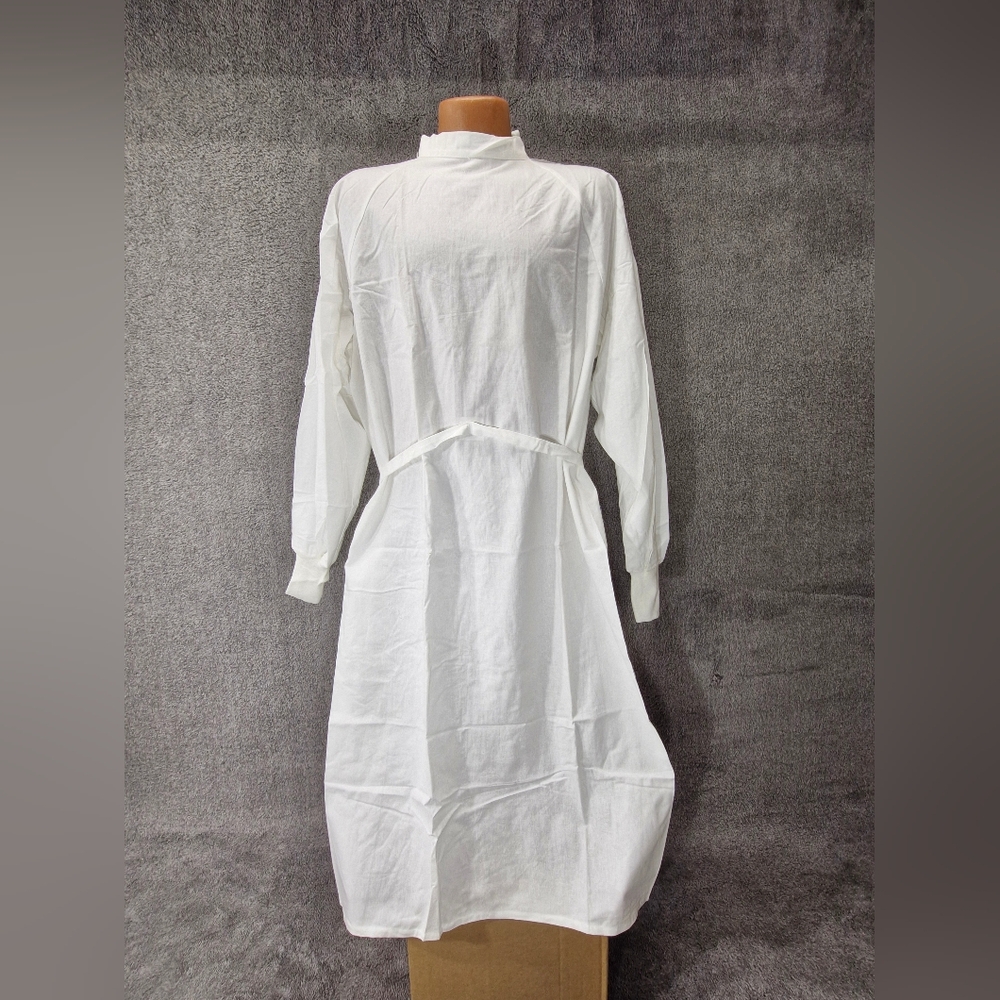 Lot of 3 Reusable Medical Exam Gowns White Knit Cuff Tie Back M